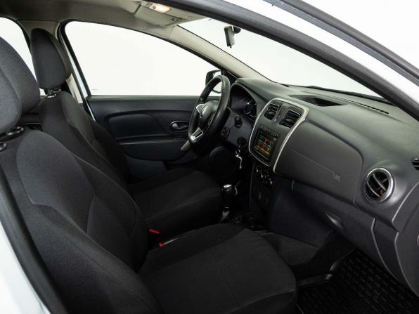 Renault Logan II Рестайлинг с пробегом 2020 года, цена 1 080 000 рублей, 76018 км, седан, Автокод Объявления