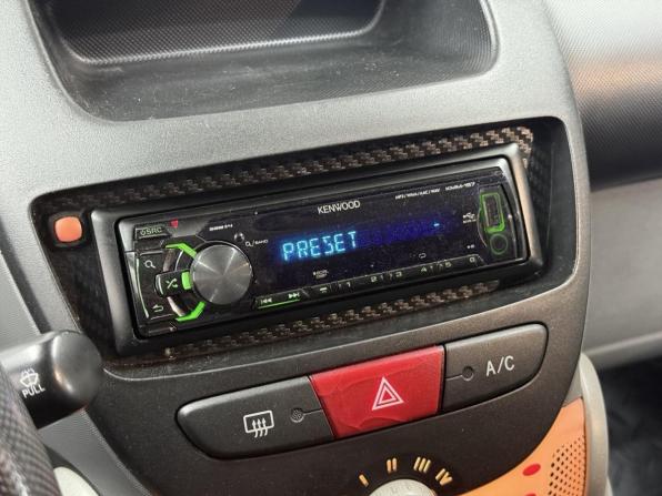 Peugeot 107 I Рестайлинг с пробегом 2011 года, цена 435 000 рублей, 105100 км, хэтчбек, Автокод Объявления