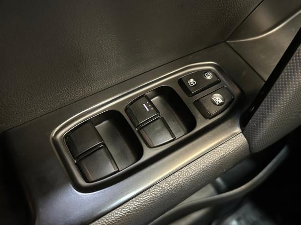 Hyundai Creta I Рестайлинг с пробегом 2021 года, цена 1 675 000 рублей, 180183 км, внедорожник, Автокод Объявления