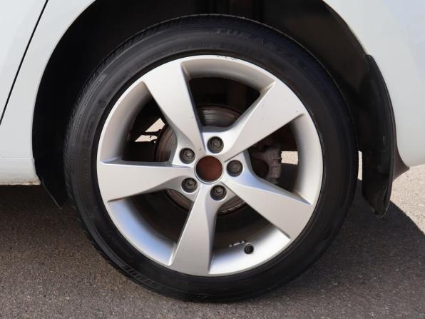 Skoda Rapid I с пробегом 2014 года, цена 1 029 000 рублей, 153667 км, лифтбек, Автокод Объявления