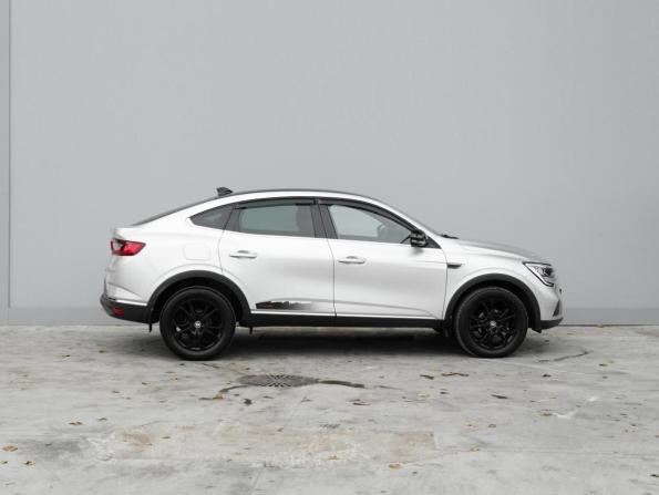 Renault Arkana I с пробегом 2021 года, цена 1 849 000 рублей, 33417 км, внедорожник, Автокод Объявления