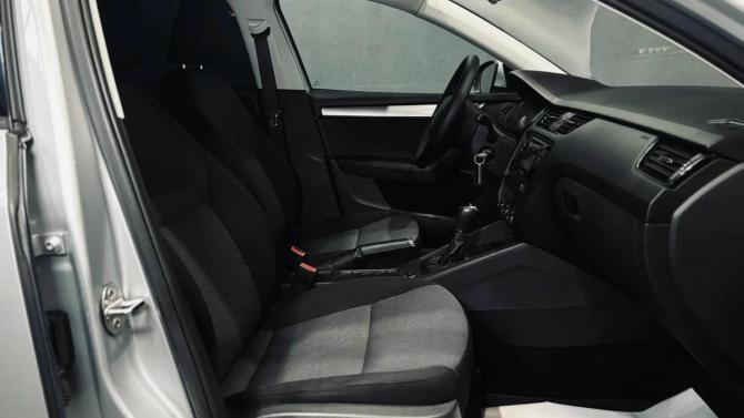Skoda Octavia III (A7) с пробегом 2016 года, цена 1 020 000 рублей, 240000 км, лифтбек, Автокод Объявления