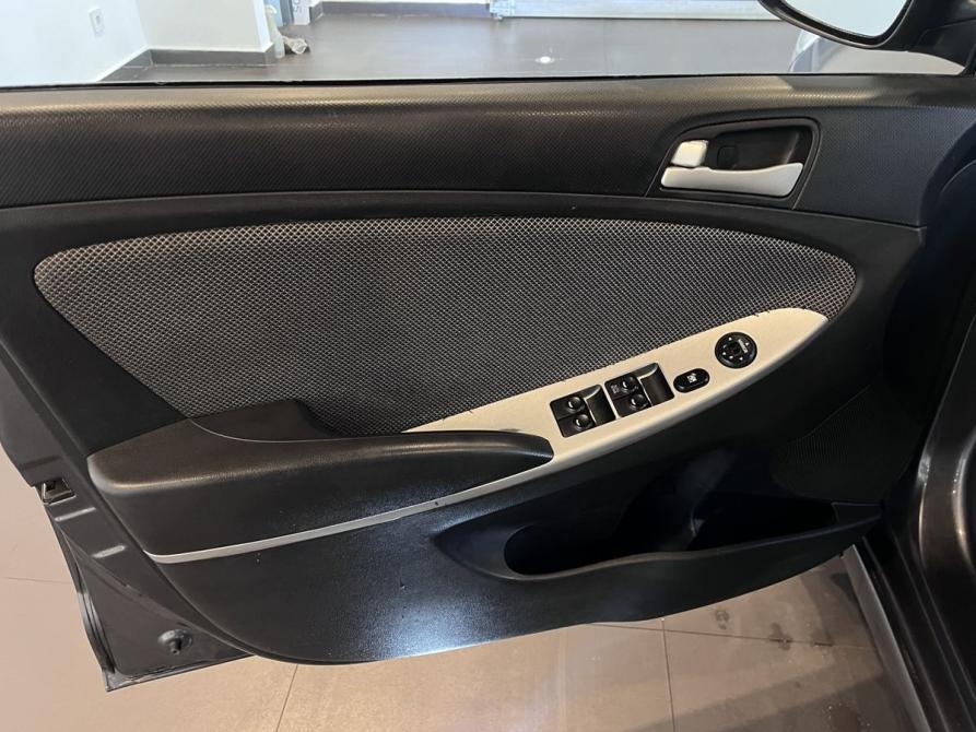 Hyundai Solaris I Чебоксары  - изображение 21