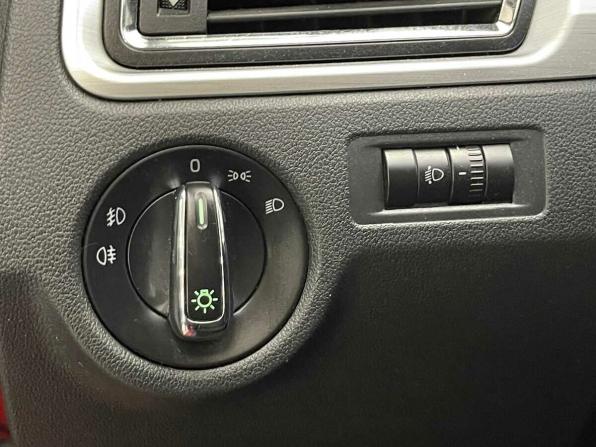 Skoda Rapid I с пробегом 2014 года, цена 1 070 000 рублей, 138245 км, лифтбек, Автокод Объявления