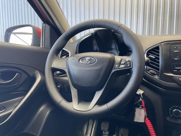 Lada (ВАЗ) XRAY I с пробегом 2017 года, цена 827 000 рублей, 96117 км, хэтчбек, Автокод Объявления