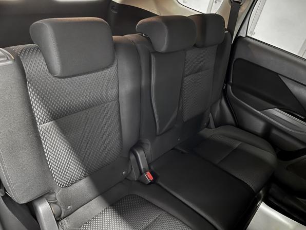 Mitsubishi Outlander III Рестайлинг 2 с пробегом 2016 года, цена 1 580 000 рублей, 140255 км, внедорожник, Автокод Объявления