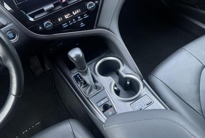 Toyota Camry VIII (XV70) Рестайлинг с пробегом 2023 года, цена 3 302 000 рублей, 66825 км, седан, Автокод Объявления
