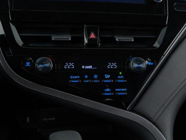 Toyota Camry VIII (XV70) Рестайлинг с пробегом 2021 года, цена 2 694 077 рублей, 134088 км, седан, Автокод Объявления