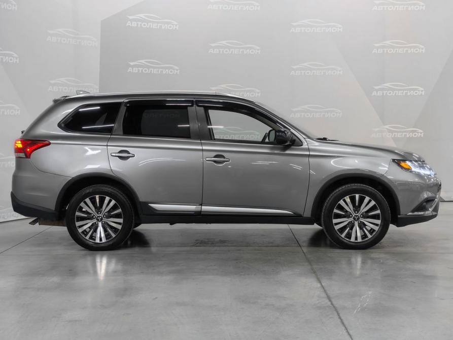 Mitsubishi Outlander III Рестайлинг 3 Новосибирск  - изображение 6