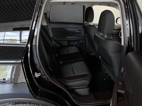 Mitsubishi Outlander III Рестайлинг 3 с пробегом 2018 года, цена 2 090 000 рублей, 95767 км, внедорожник, Автокод Объявления