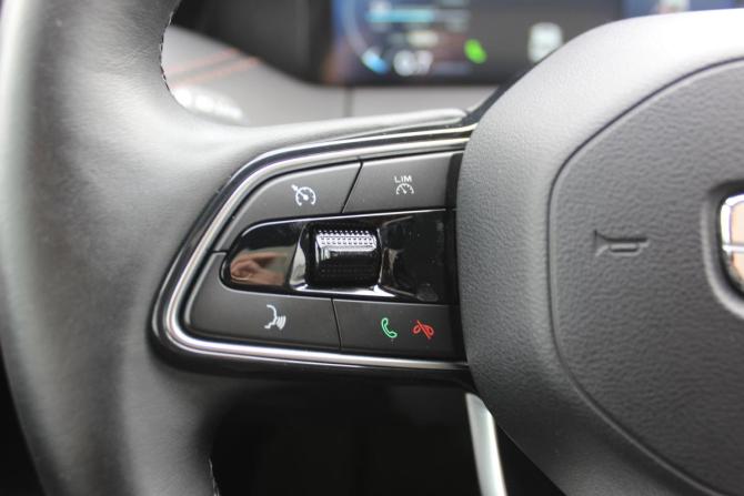 Geely Okavango I Рестайлинг с пробегом 2024 года, цена 2 780 000 рублей, 16915 км, внедорожник, Автокод Объявления