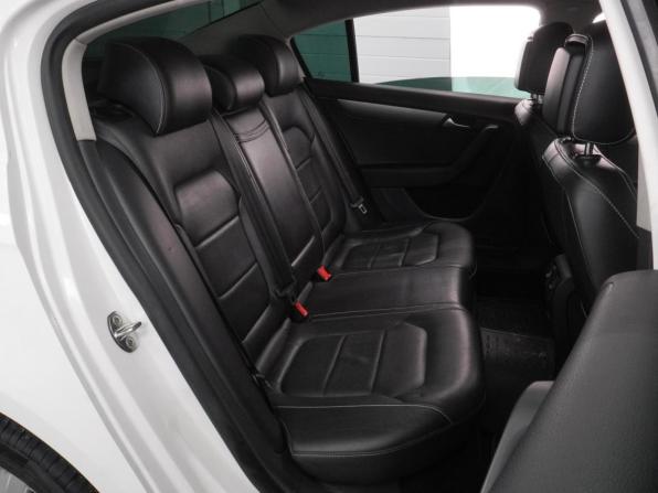 Volkswagen Passat B7 с пробегом 2011 года, цена 914 000 рублей, 183383 км, седан, Автокод Объявления