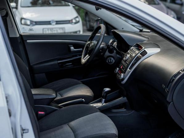 Kia Ceed I Рестайлинг с пробегом 2011 года, цена 500 000 рублей, 327100 км, хэтчбек, Автокод Объявления