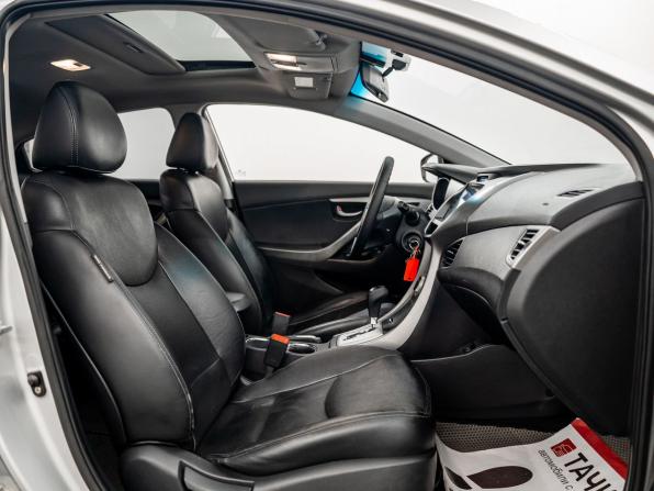Hyundai Avante V с пробегом 2011 года, цена 1 050 000 рублей, 115267 км, седан, Автокод Объявления