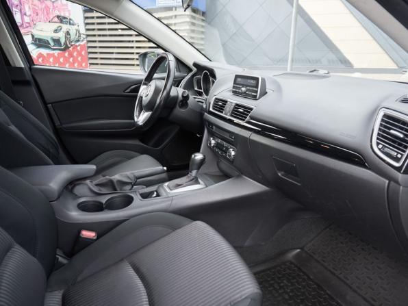 Mazda 3 III (BM) с пробегом 2013 года, цена 1 280 000 рублей, 127366 км, хэтчбек, Автокод Объявления