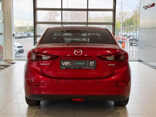 Mazda 3 III (BM) Рестайлинг с пробегом 2018 года, цена 1 687 000 рублей, 107656 км, седан, Автокод Объявления