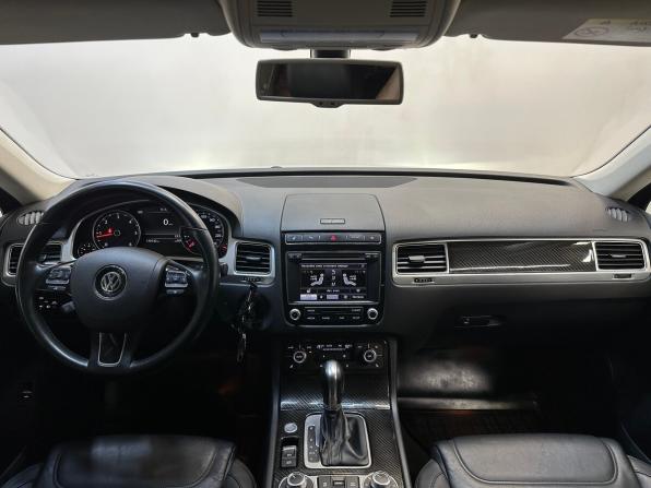 Volkswagen Touareg II Рестайлинг с пробегом 2015 года, цена 2 470 000 рублей, 179332 км, внедорожник, Автокод Объявления
