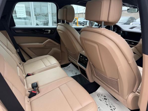 Porsche Cayenne III с пробегом 2019 года, цена 5 890 000 рублей, 97659 км, внедорожник, Автокод Объявления