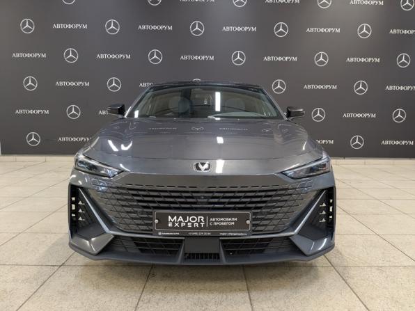 Changan UNI-V I с пробегом 2023 года, цена 2 100 000 рублей, 49263 км, лифтбек, Автокод Объявления