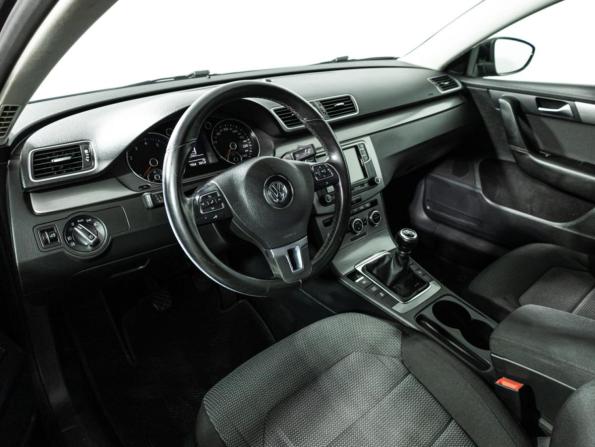 Volkswagen Passat B7 с пробегом 2012 года, цена 829 700 рублей, 217000 км, седан, Автокод Объявления