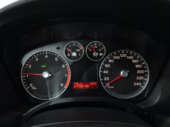 Ford Focus II с пробегом 2007 года, цена 390 000 рублей, 271369 км, седан, Автокод Объявления
