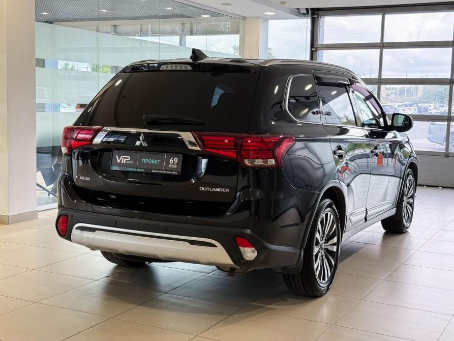 Mitsubishi Outlander III Рестайлинг 3 Тверь  - изображение 6