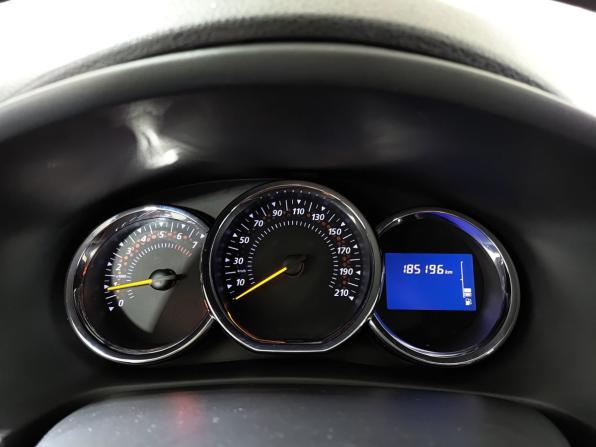 Renault Sandero II с пробегом 2016 года, цена 830 000 рублей, 185191 км, хэтчбек, Автокод Объявления