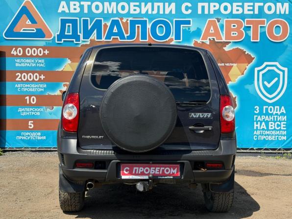 Chevrolet Niva I Рестайлинг с пробегом 2017 года, цена 600 000 рублей, 93926 км, внедорожник, Автокод Объявления