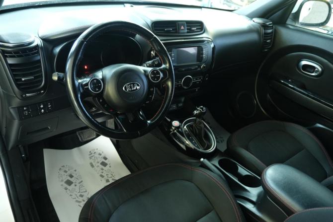 Kia Soul II Рестайлинг с пробегом 2018 года, цена 1 599 000 рублей, 151000 км, хэтчбек, Автокод Объявления