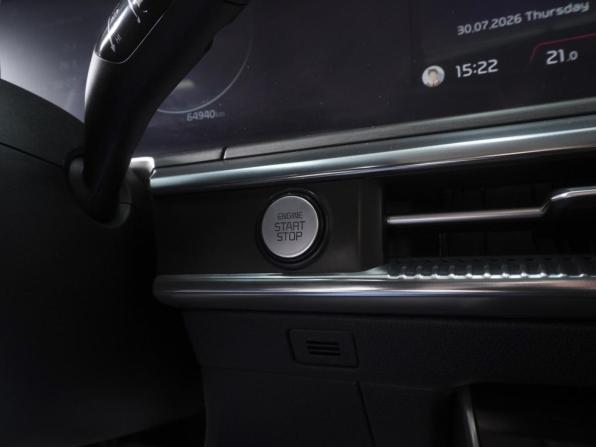 Kia K5 III с пробегом 2020 года, цена 2 400 000 рублей, 64940 км, седан, Автокод Объявления