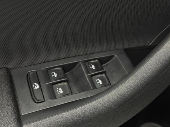 Volkswagen Polo VI с пробегом 2022 года, цена 1 580 000 рублей, 111154 км, лифтбек, Автокод Объявления