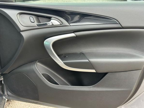 Opel Insignia I Рестайлинг с пробегом 2016 года, цена 1 290 000 рублей, 132000 км, универсал, Автокод Объявления