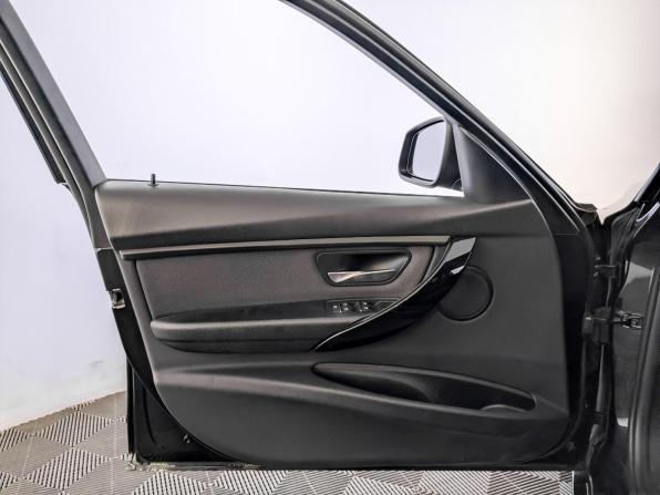 BMW 3 серии VI (F3x) Рестайлинг с пробегом 2017 года, цена 2 000 000 рублей, 146337 км, седан, Автокод Объявления
