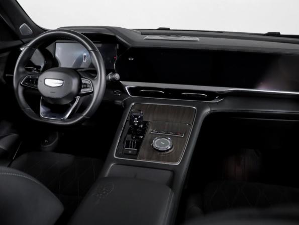 Geely Monjaro I Рестайлинг с пробегом 2025 года, цена 3 750 000 рублей, 28500 км, внедорожник, Автокод Объявления