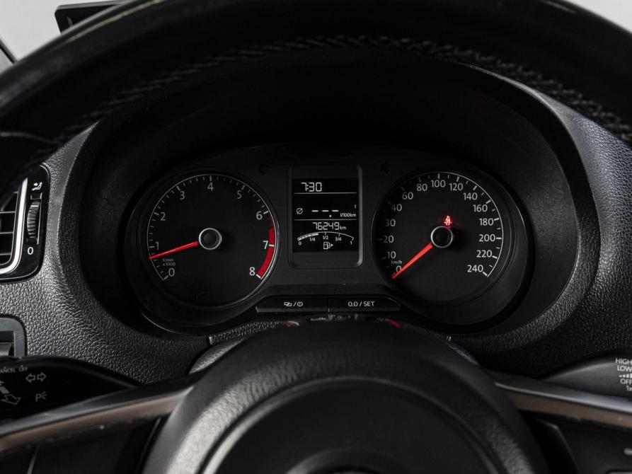 Volkswagen Polo V Рестайлинг Тюмень  - изображение 21