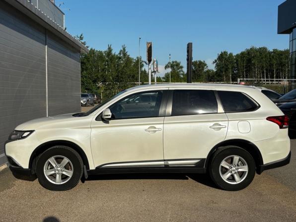 Mitsubishi Outlander III Рестайлинг 2 с пробегом 2016 года, цена 1 640 000 рублей, 181690 км, внедорожник, Автокод Объявления