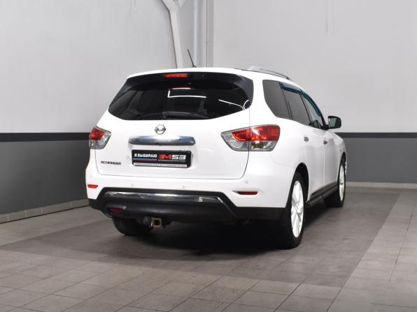 Nissan Pathfinder IV с пробегом 2015 года, цена 2 149 995 рублей, 186626 км, внедорожник, Автокод Объявления