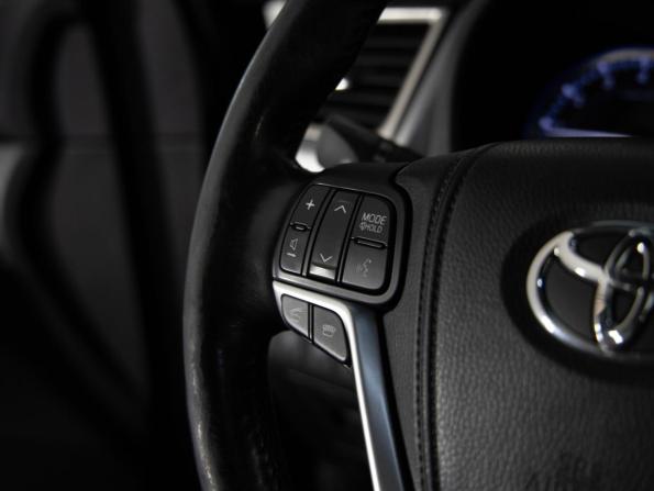 Toyota Highlander III (XU50) с пробегом 2014 года, цена 2 799 000 рублей, 145758 км, внедорожник, Автокод Объявления