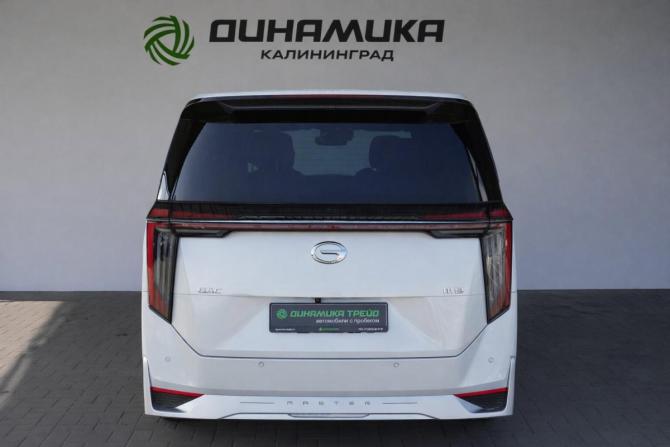 GAC M8 с пробегом 2024 года, цена 5 990 000 рублей, 12079 км, минивэн, Автокод Объявления