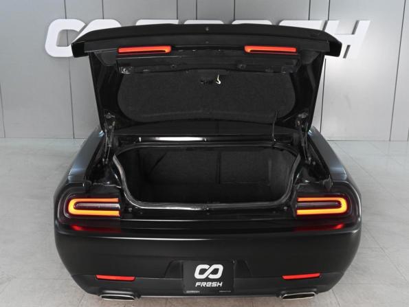 Dodge Challenger III Рестайлинг 2 с пробегом 2018 года, цена 3 649 000 рублей, 63345 км, купе, Автокод Объявления