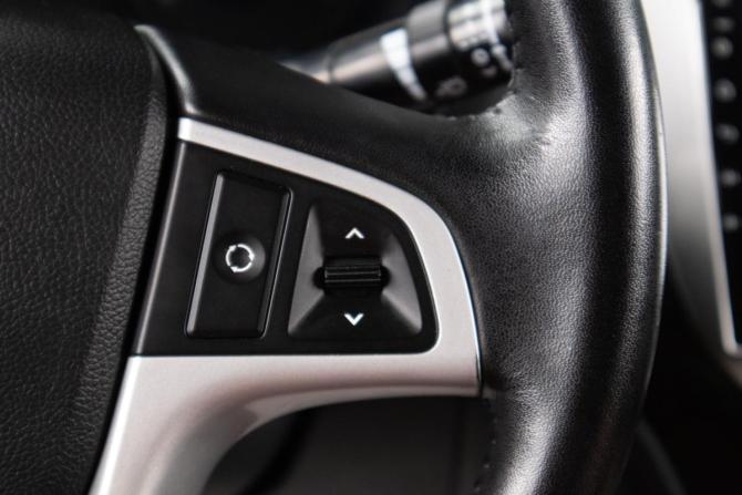 Hyundai Solaris I с пробегом 2012 года, цена 899 000 рублей, 141000 км, седан, Автокод Объявления