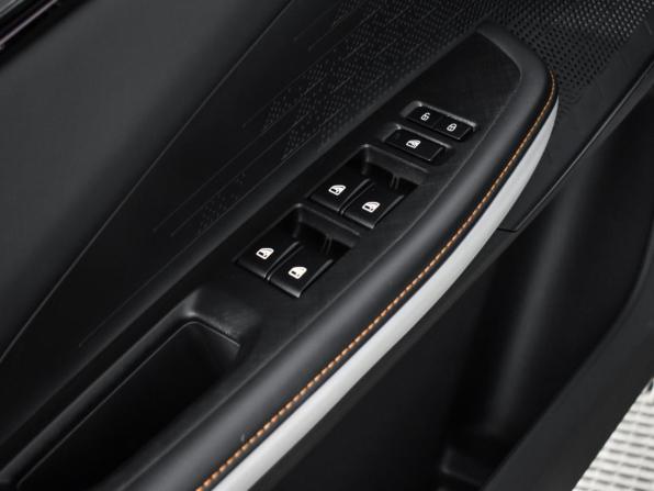Changan UNI-V I с пробегом 2024 года, цена 2 240 000 рублей, 32465 км, лифтбек, Автокод Объявления