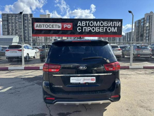 Kia Carnival III с пробегом 2018 года, цена 2 365 000 рублей, 115789 км, минивэн, Автокод Объявления
