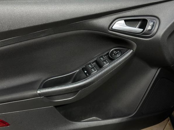 Ford Focus III Рестайлинг с пробегом 2017 года, цена 790 000 рублей, 210000 км, хэтчбек, Автокод Объявления