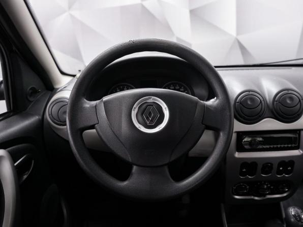 Renault Sandero I с пробегом 2013 года, цена 636 000 рублей, 71000 км, хэтчбек, Автокод Объявления