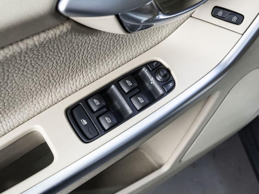Volvo XC60 I Тюмень  - изображение 12