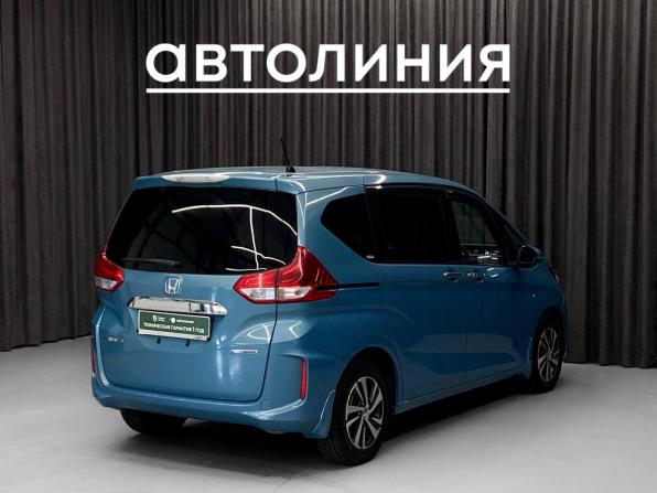 Honda Freed II с пробегом 2016 года, цена 1 420 000 рублей, 175000 км, компактвэн, Автокод Объявления