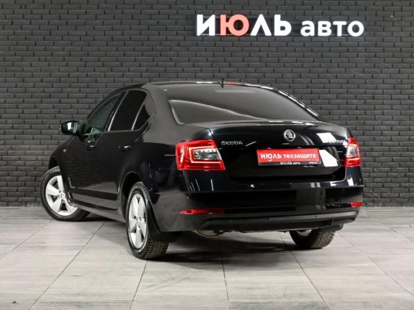 Skoda Octavia III (A7) Рестайлинг с пробегом 2018 года, цена 1 850 000 рублей, 157512 км, лифтбек, Автокод Объявления