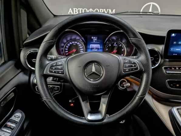 Mercedes-Benz V-Класс III (W447) Рестайлинг с пробегом 2022 года, цена 6 500 000 рублей, 119000 км, минивэн, Автокод Объявления