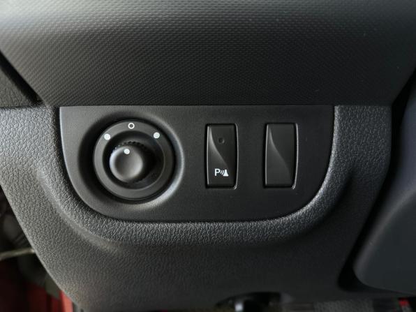 Renault Sandero II с пробегом 2016 года, цена 775 000 рублей, 222551 км, хэтчбек, Автокод Объявления